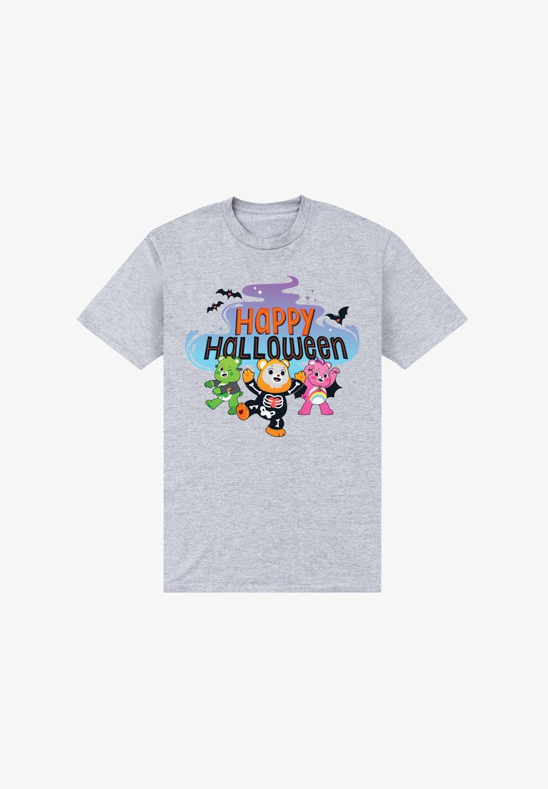 Camiseta gris de manga corta con un diseño de dibujos animados que presenta tres personajes y el texto "Feliz Halloween" en naranja y negro.