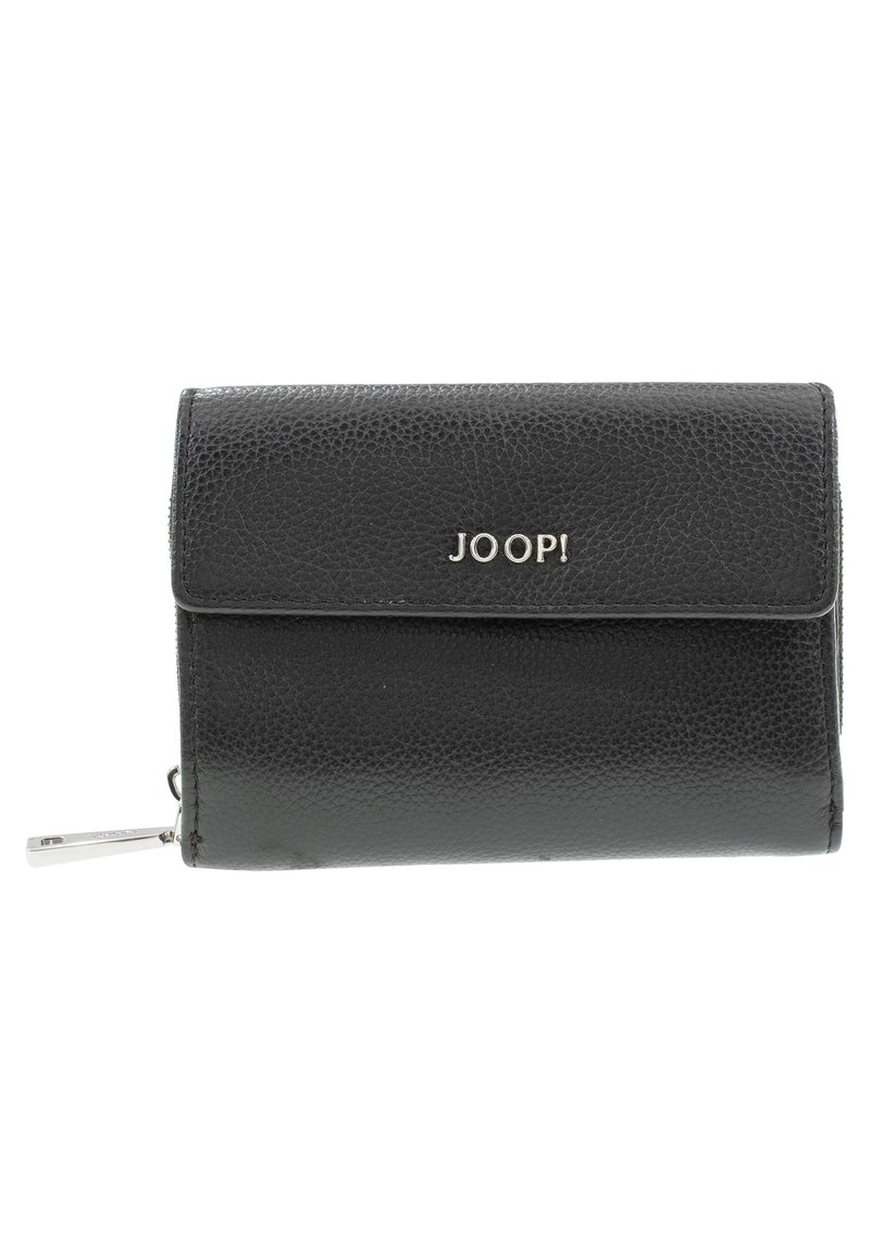 Svart lær lommebok med teksturert overflate, med magnetisk klaff-lukking og sølvfarget hardware. Merkevaren "JOOP!" er preget foran.