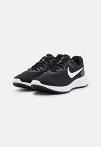 Nike Performance Väglöparskor - black