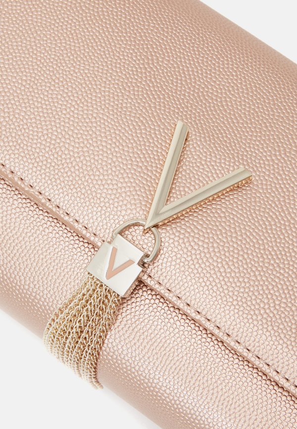 DIVINA - Clutch - color oro rosa3