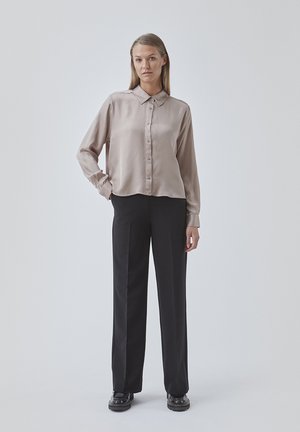 Skjortebluser - atmosphere