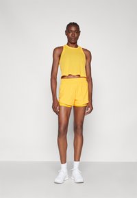 Nike Performance ONE CLASSIC TANK - Topp - sundial/black