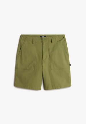 Szorty w kolorze oliwkowym, wykonane z bawełny, z płaskim przodem, dwiema bocznymi kieszeniami oraz pojedynczym zapięciem na guzik w talii.