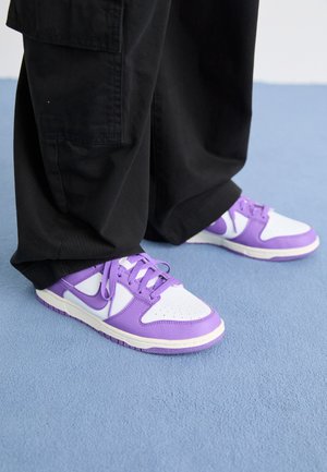 DUNK NEXT NATURE - Trainers - summit white/black raspberry
