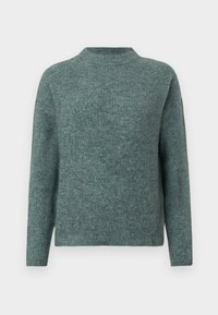 Ribgebreide trui in een gedempte teal kleur, met een hoge halslijn en lange mouwen, gemaakt van een zachte, gestructureerde stof.