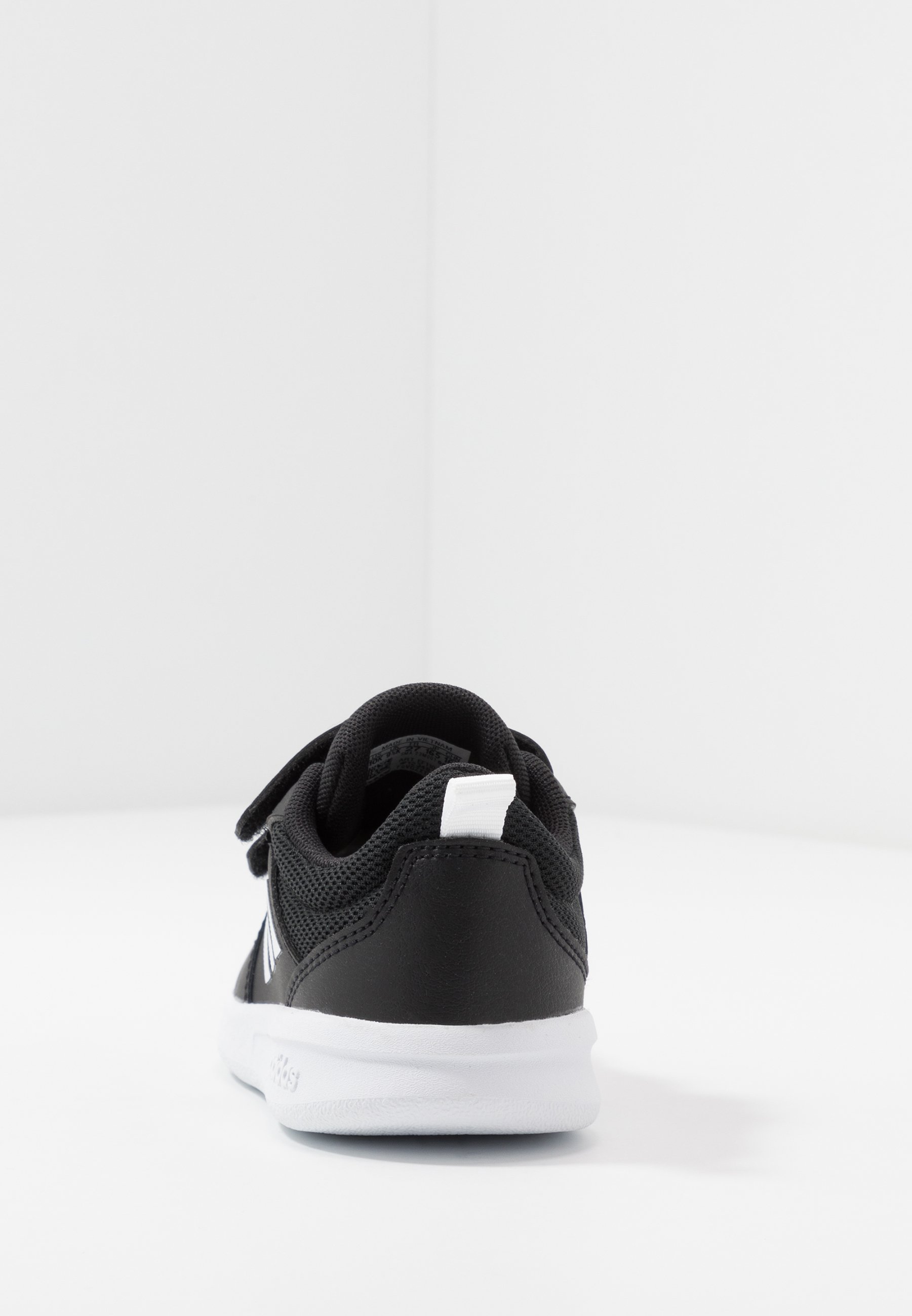 adidas Performance TENSAUR UNISEX - Walking trainers - core black/footwear  white/black - Zalando.co.uk