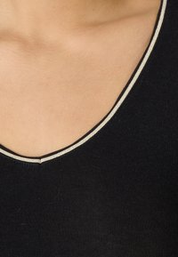 Damart MANCHES LONGUES THERMOLACTYL SENSITIVE - Maglietta intima - noir