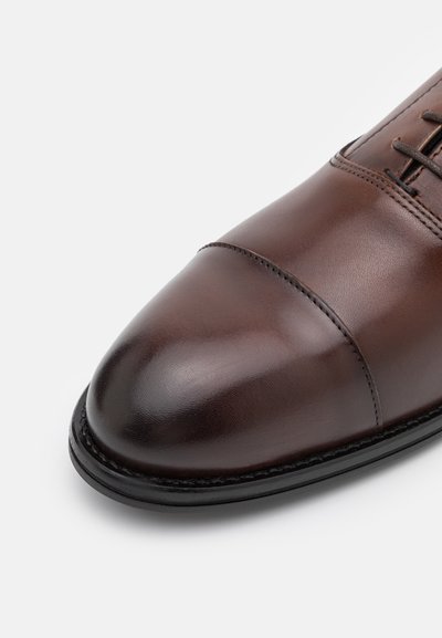 Tiger of Sweden LATHAN - Lace-ups - medium brown