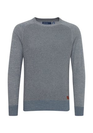 Hallhalli hall, millel on ümmargune kaelus, ribitud varsud ja äär, pehme tekstuuriga ning väike pruun nahast logopatch.