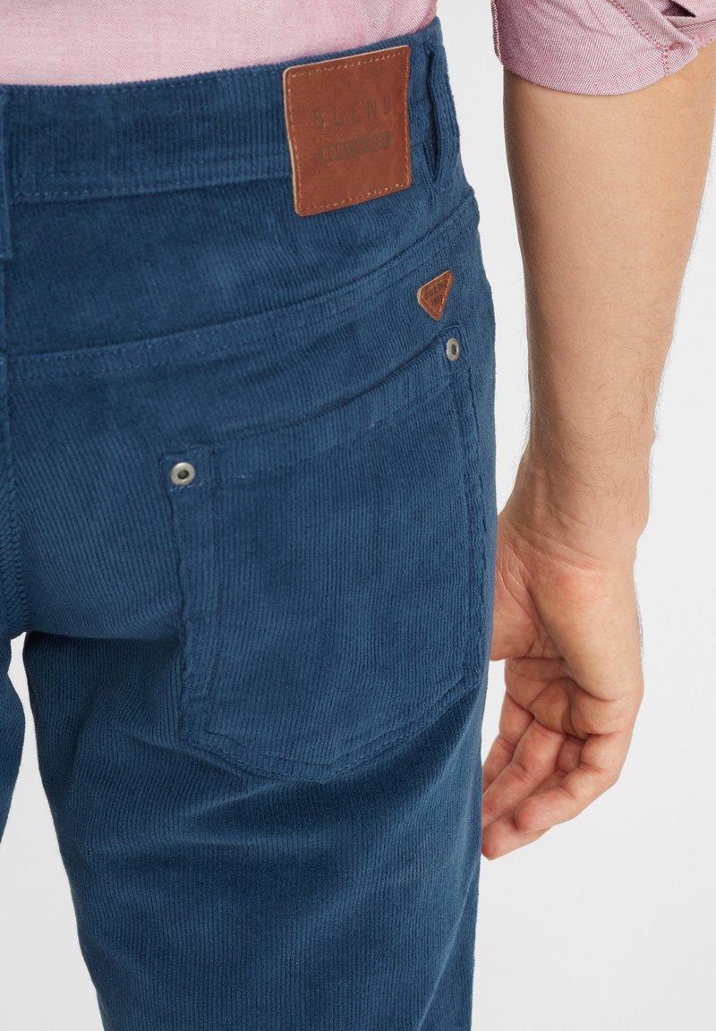 Herren Chinos | Blend BHMANITO Stoffhose insignia blue/blau - CN21139 Herren Chinos | Blend BHMANITO Stoffhose insignia blue/blau - CN21139