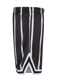 Svarta basketshorts med vita vertikala ränder, elastisk midja, mesh-textur och ett V-format urtag vid fållen.