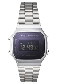 Montre numérique avec un bracelet en acier inoxydable et un écran rectangulaire violet. Les caractéristiques comprennent un bouton de lumière, une résistance à l'eau et une fonction d'alarme.