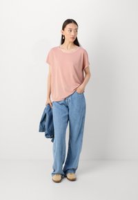 Mos Mosh TEE - Trükipildiga T-särk - rose