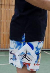 Miniaturna slika 2