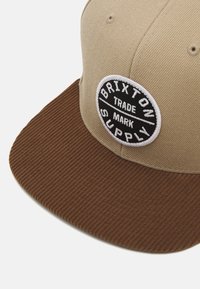 Brixton OATH III SNAPBACK UNISEX - Cap - khaki/sepia