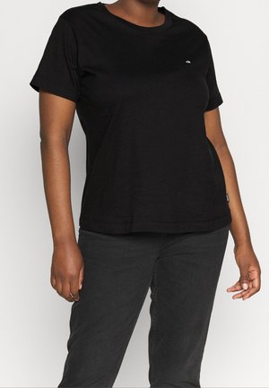 T-shirt basic