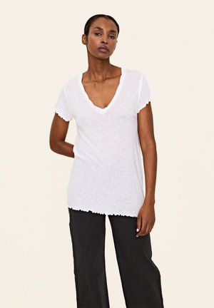 CAROLE - T-shirts basic - bright white