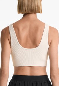 OYSHO SEAMLESS STRUCTURED - Grudnjak - white