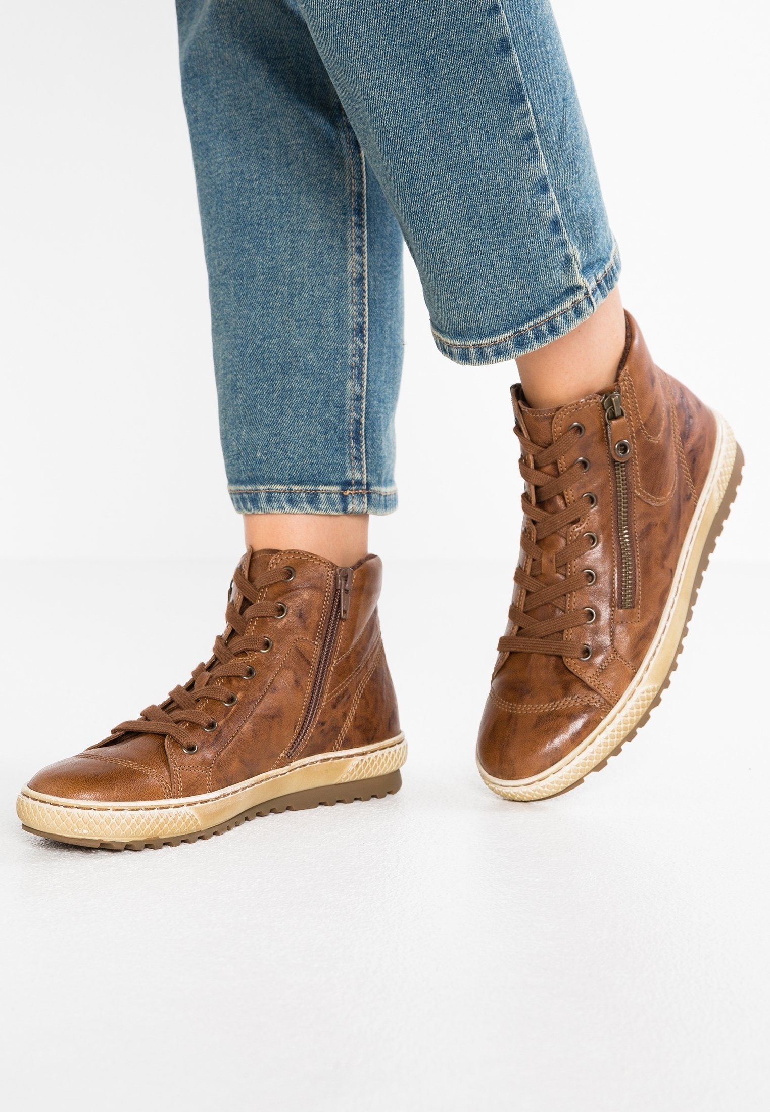 Gabor Sneakers high copper/kobber (Pre-owned)