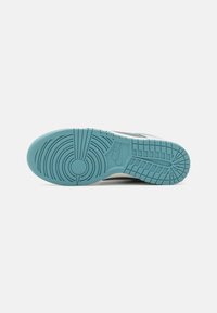 Nike Sportswear DUNK RETRO UNISEX - Sapatilhas - photon dust/denim turquoise/smoke grey/sail
