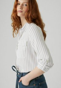 Levi's® DOREEN UTILITY  IN PATCHES 2 - Overhemdblouse - addie pin stripe v