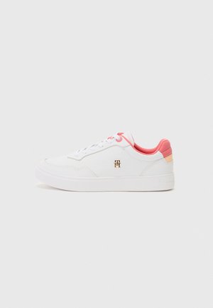 ELEVATED COURT - Trainers - white/washed cherry