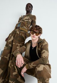 Jaded London MONSTER JOGGERS UNISEX - Calças de fato de treino - camo