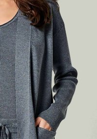 YOU LOOK PERFECT MERINO WOOL LOUNGEWEAR SET 3 PIECES - Nachtwäsche Set - anthrazit