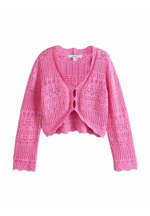 Cardigan roz tricotat, scurt, cu mâneci lungi, margini ondulate și închidere cu legătură în față, prezentând modele ajurate sofisticate.