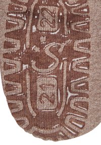 Close-up of a brown knitted slipper sole with non-slip rubber patterns and the number 22 embossed on the bottom.