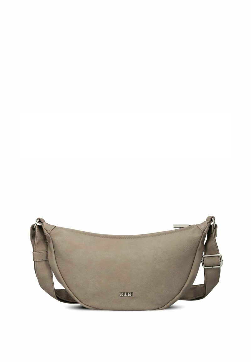 Bolso de hombro beige desenfadado, hecho de suave piel sintética, con una correa ajustable y herrajes metálicos. Forma redondeada con un logo sutil.