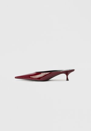 Šľapky na opätku - burgundy