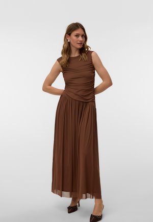 Vero Moda, VMPENELOPE - Maksimekko - cocoa brown