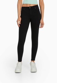 Bershka Vaqueros pitillo - black