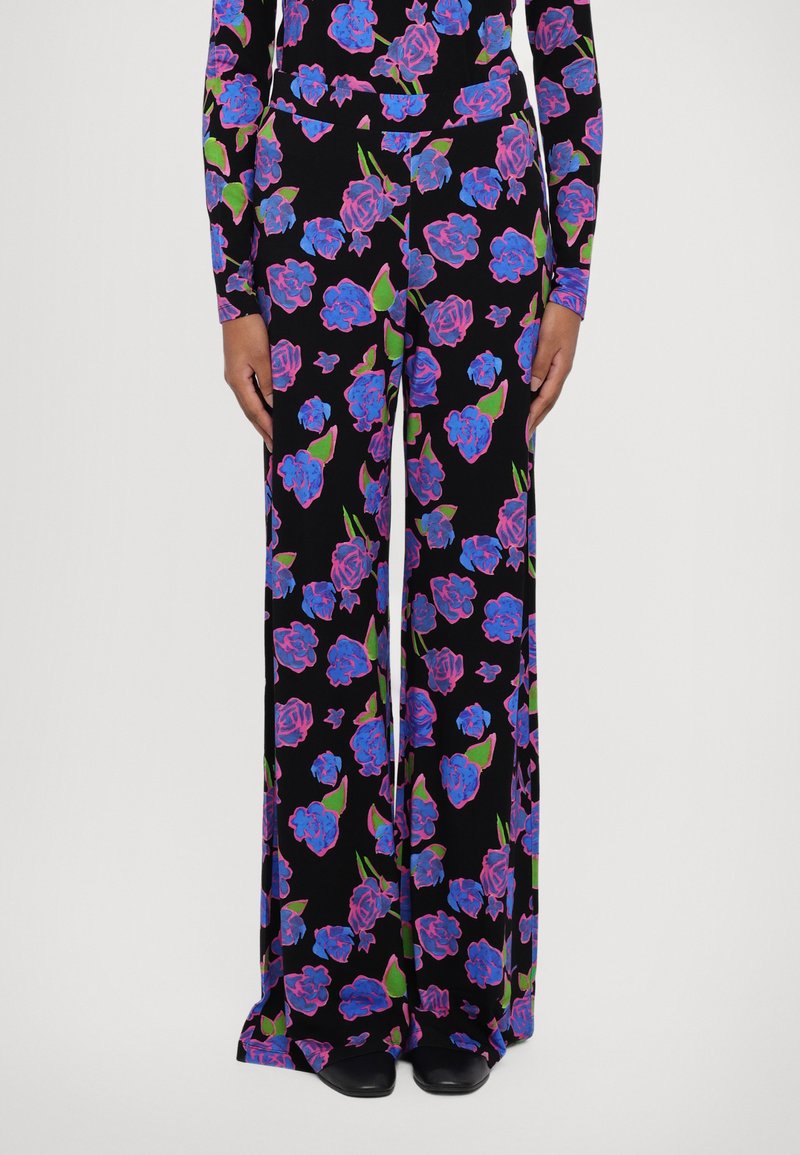 Stieglitz LILIA PALAZZO - Tygbyxor - purple