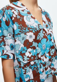 adL SHORT SLEEVED  - Blus - printed turquoise