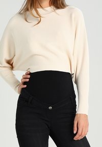 MAMALICIOUS Strickpullover - off-white