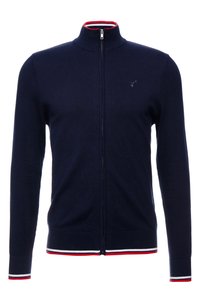 Marinblå helzip-tröja med röd, vit och blå kant på kragen, ärmarna och fållen, med en liten broderad logotyp på bröstet.