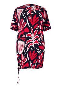 Korte mouwen jurk in marineblauw met een bloemmotief in rood en crème. Voorzien van een knoopsluiting bij de hals en een koordelastiek aan de onderkant voor een verstelbare lengte.