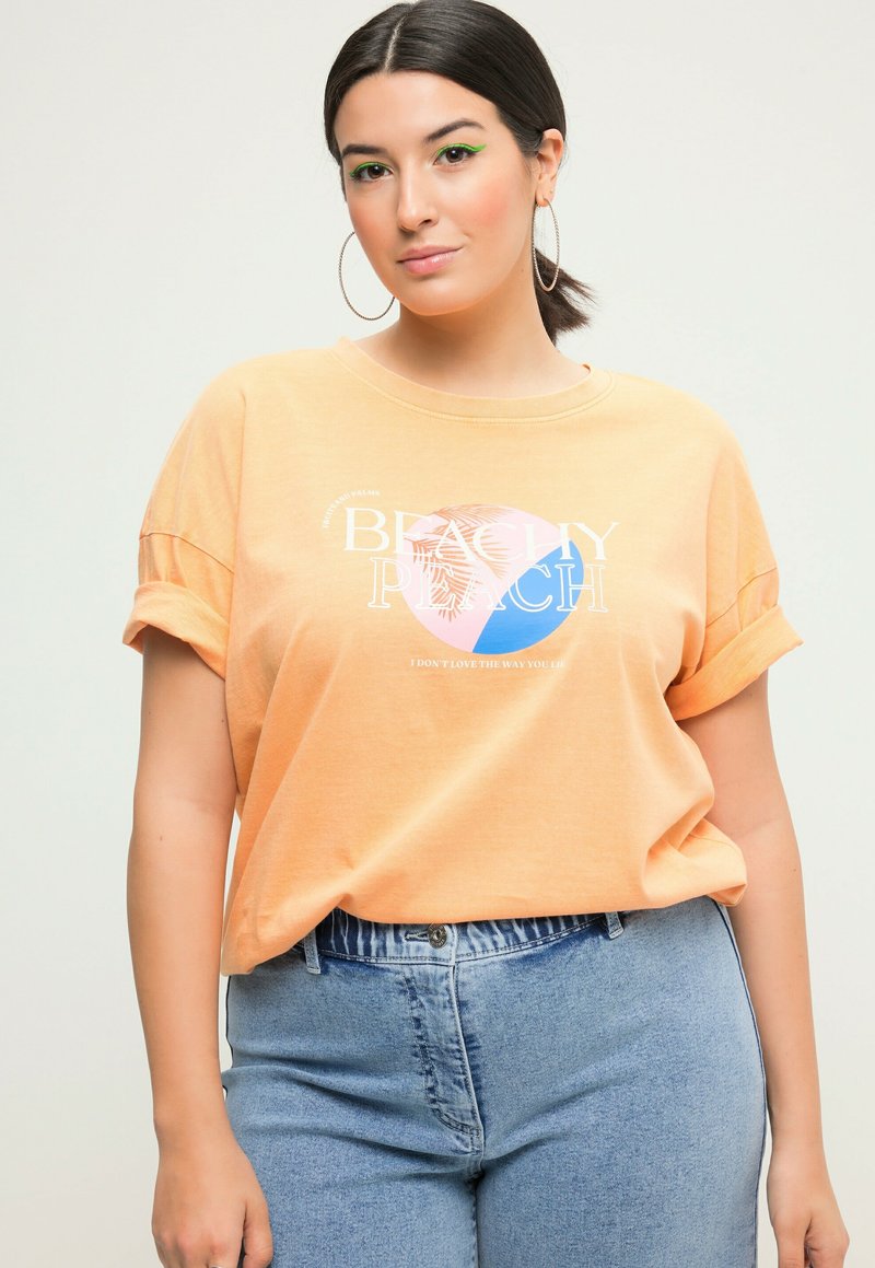 Studio Untold OVERSIZED MOTIV RUNDHALS HALBARM - T-shirt print - salmon orange