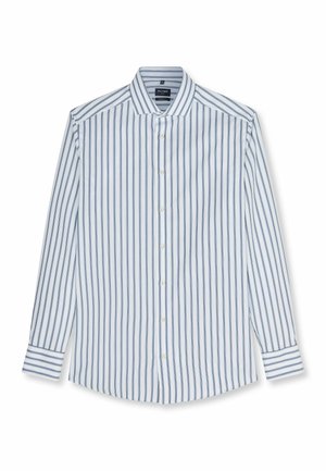 Camicia bianca a maniche lunghe con righe verticali blu e colletto appuntito, distesa su uno sfondo bianco.