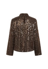 Bruine pailletten top met lange mouwen, hoge hals en een kleine opening aan de achterkant. Bevat reflecterende pailletten voor textuur en een strakke uitstraling.