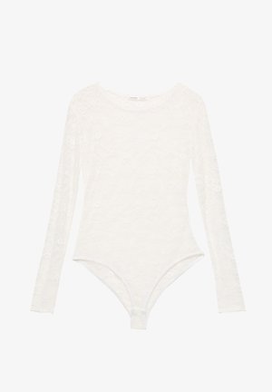 Biely čipkovaný body s dlhým rukávom, okrúhlym výstrihom a priliehavým strihom, s kvetinovým vzorom a uzáverom na thong.