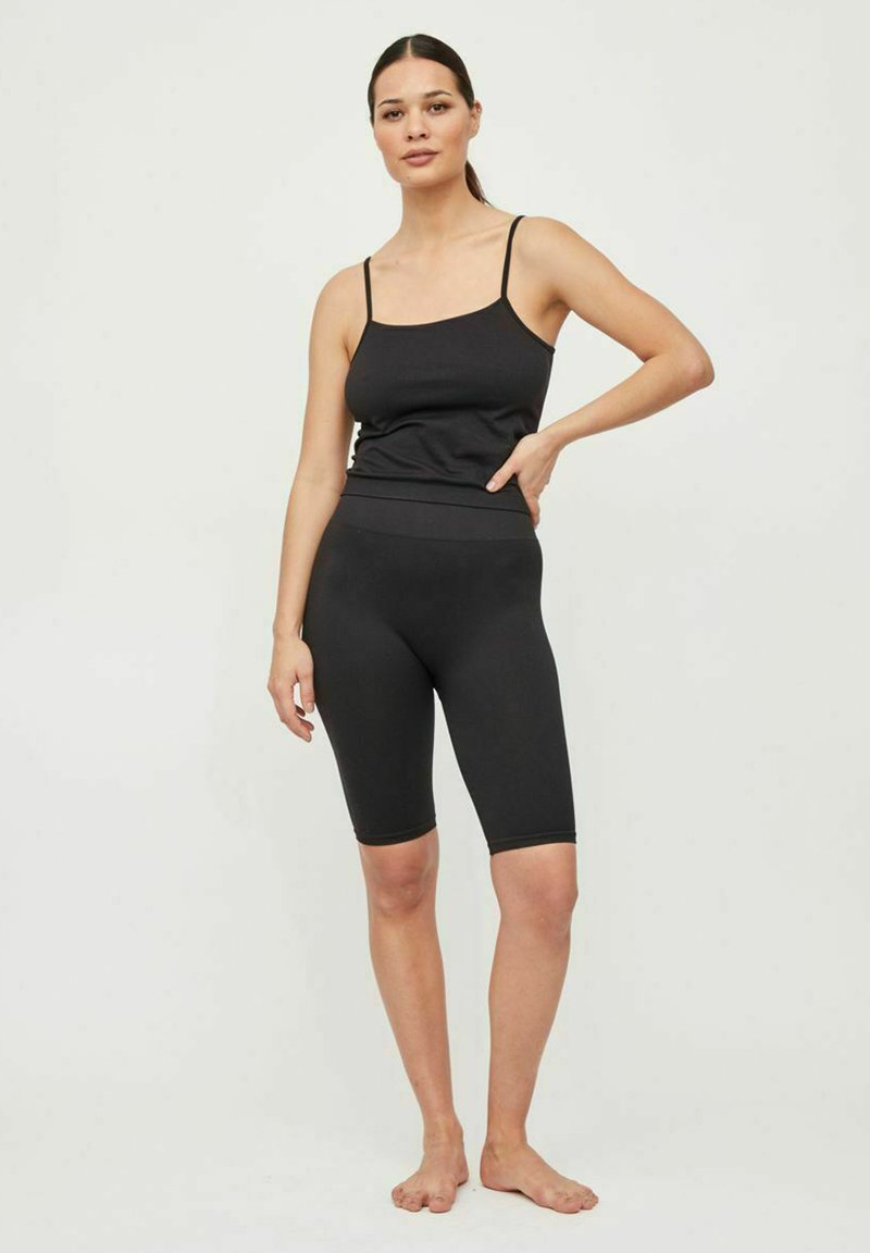 Damen Kleider | Vila Shorts black/schwarz - LB00635 Damen Kleider | Vila Shorts black/schwarz - LB00635