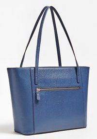 Sac en cuir texturé bleu avec deux longues poignées, doté d'une poche zippée à l'avant et d'une forme rectangulaire structurée.