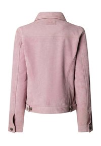 Giacca in pelle scamosciata rosa tenue con polsini regolabili con bottoni e vita, con colletto e dettagli sottili cuciti su schiena e maniche.