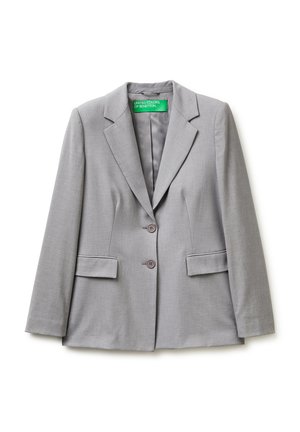 Szary, dwuklapowy, dopasowany żakiet z wycięciem w klapie i przednimi kieszeniami z klapkami, z metką United Colors of Benetton wewnątrz kołnierza.