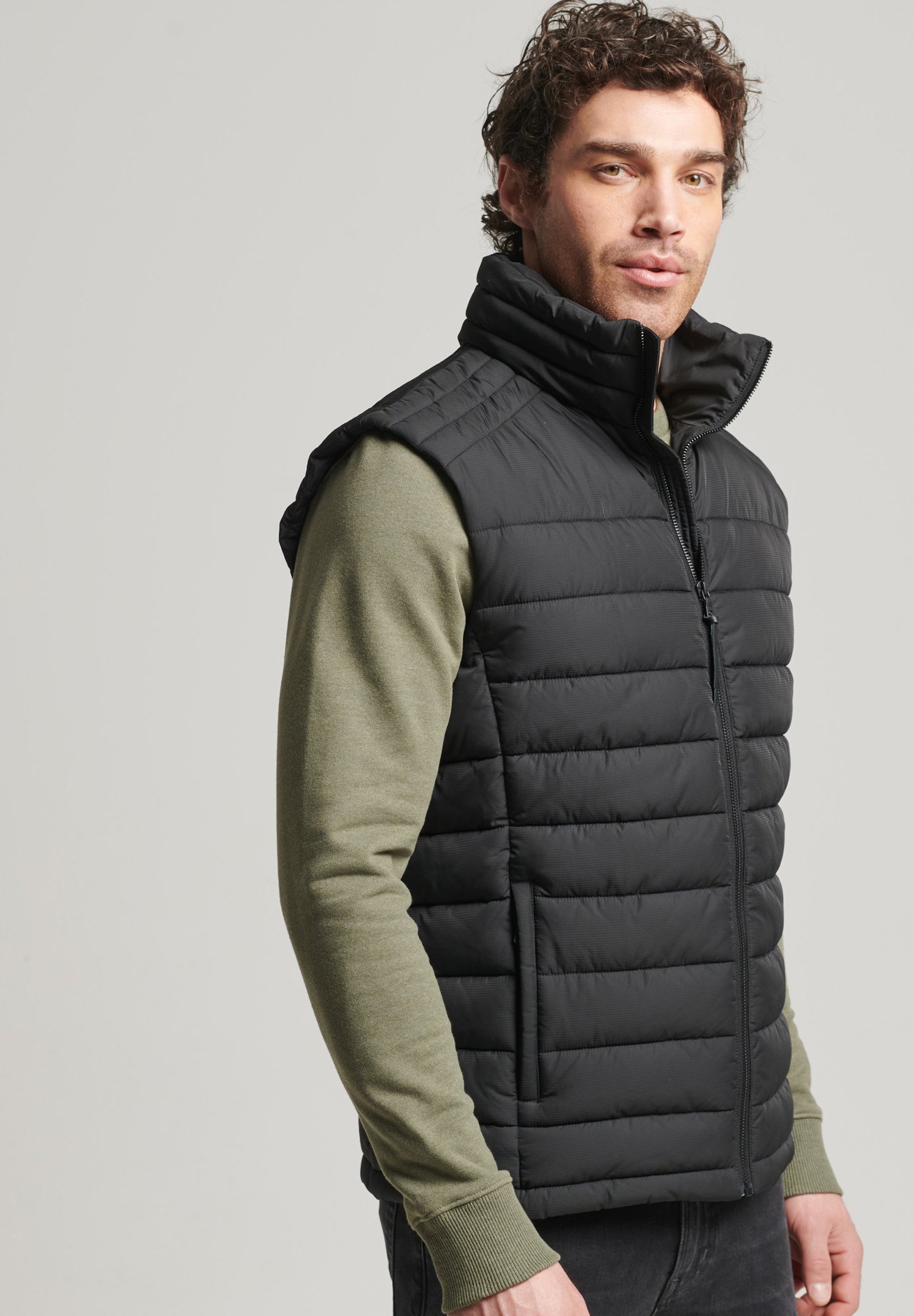 superdry studios fuji gilet