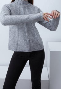 Anna Field Sweter