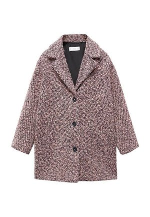 Manteau à manches longues en mélange de laine texturé avec de larges revers et trois boutons noirs sur le devant dans un motif tweed rose et noir.